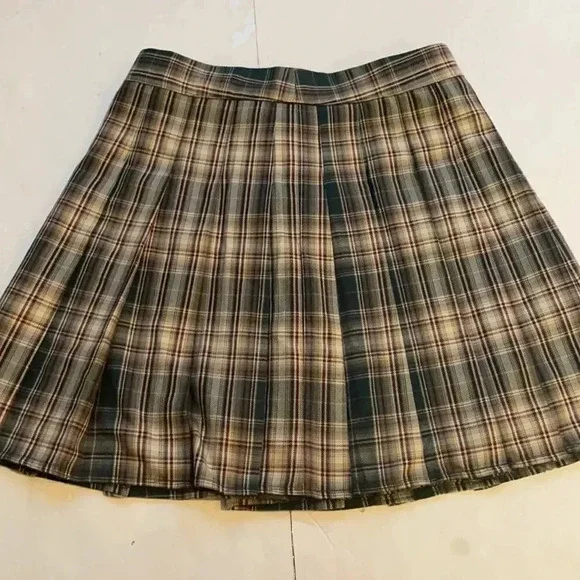 Ledin plaid pleated mini skirt  Lined Women’s  M School girl Preppy Earth tones - Picture 8 of 10